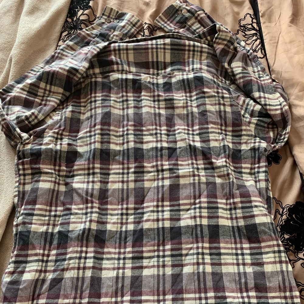 Women’s button up - Picture 2 of 2